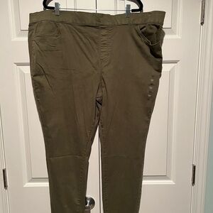 Sonoma Women's Olive Jeggings Size 24W NWT